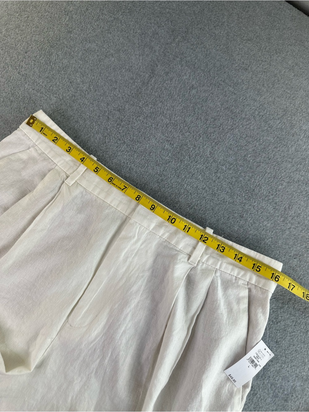 GAP White Linen Blend High Waisted Pleated Shorts Size Womens Large New With Tag - Picture 6 of 11